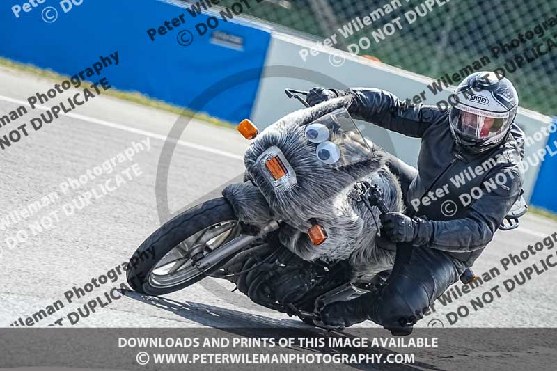 donington no limits trackday;donington park photographs;donington trackday photographs;no limits trackdays;peter wileman photography;trackday digital images;trackday photos